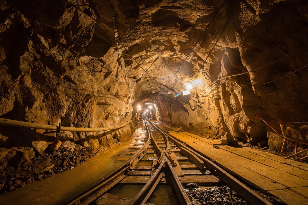 rails through gold mine